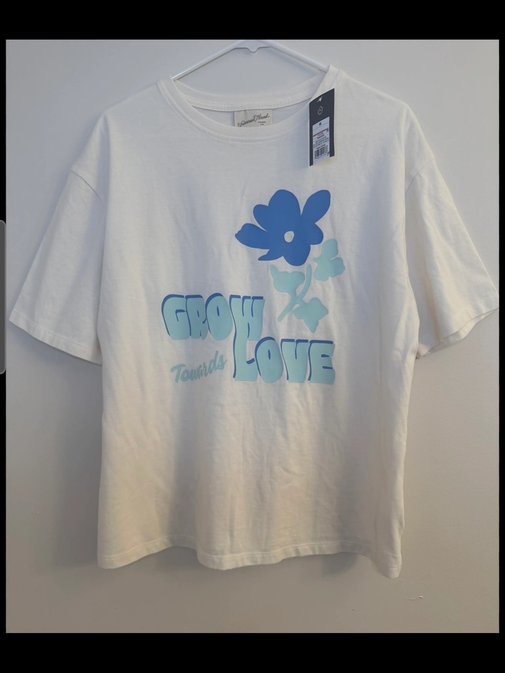 Universal Thread Cream Tee with Blue & Aqua Floral Graphic (#99)